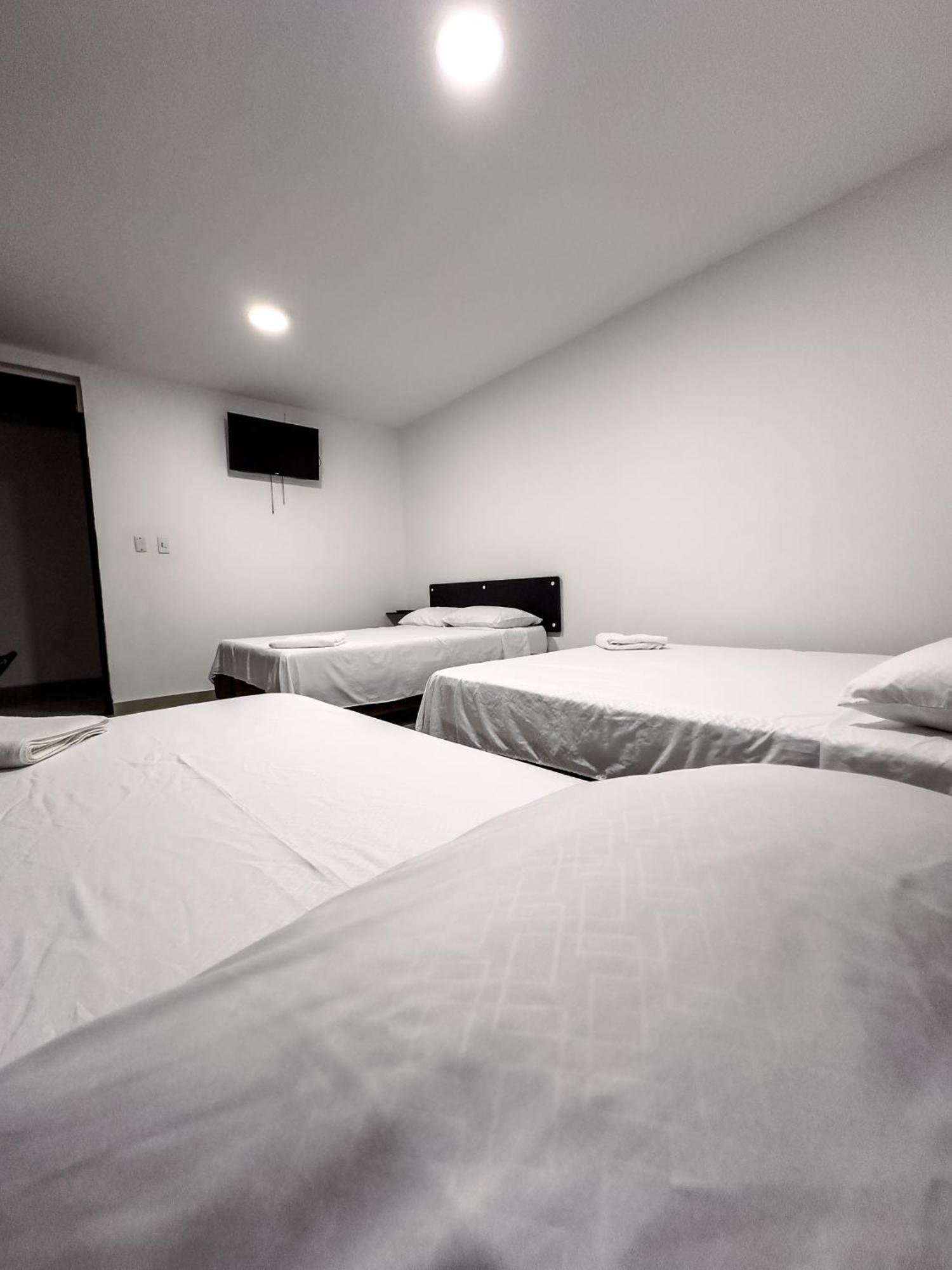 Hotel Bazurto Plaza Cartagena Exterior photo