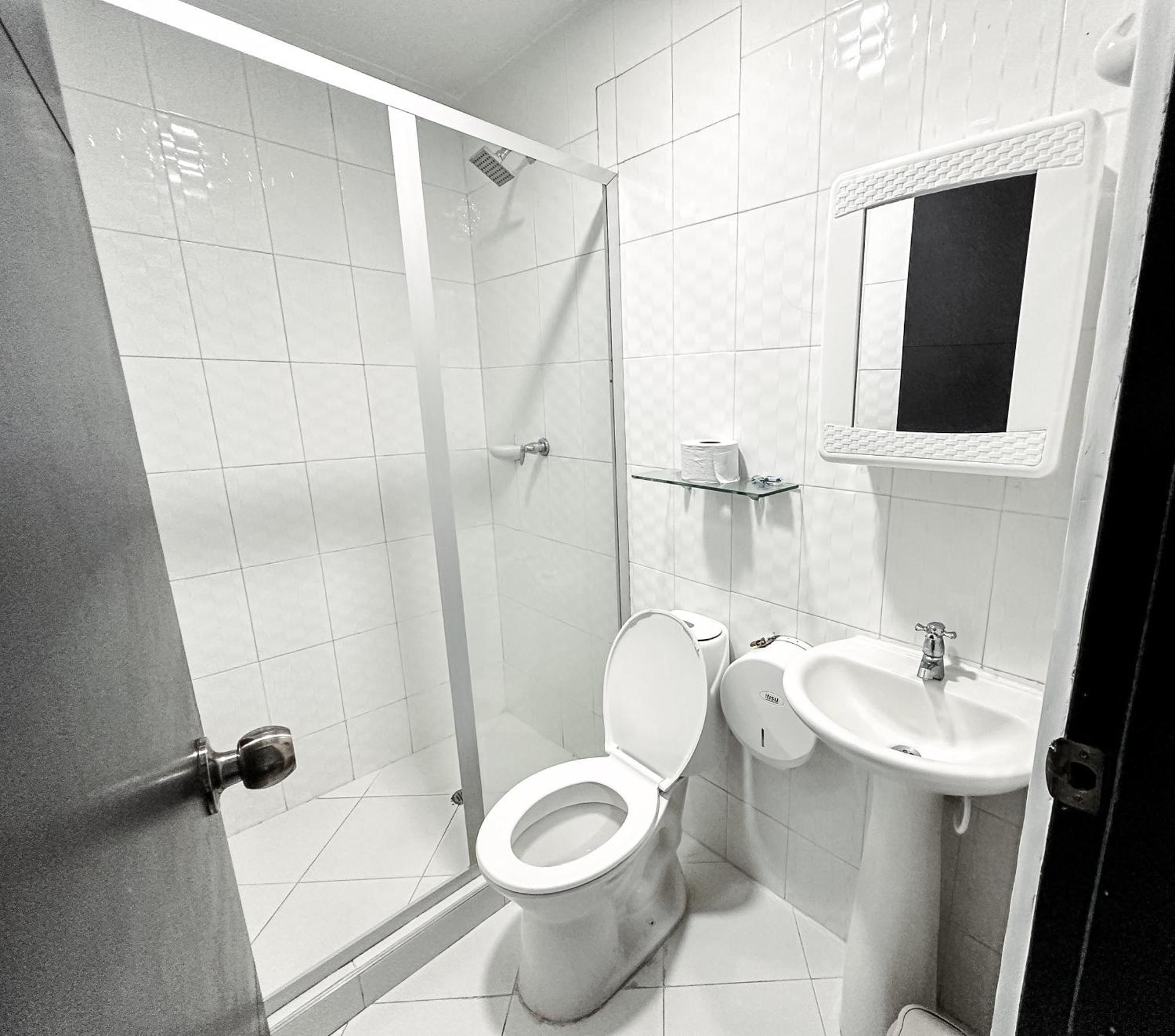 Hotel Bazurto Plaza Cartagena Exterior photo